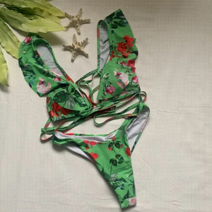 ⭐️FLORAL Ruffle Triangle High Cut Bikini Swimsuit⭐️